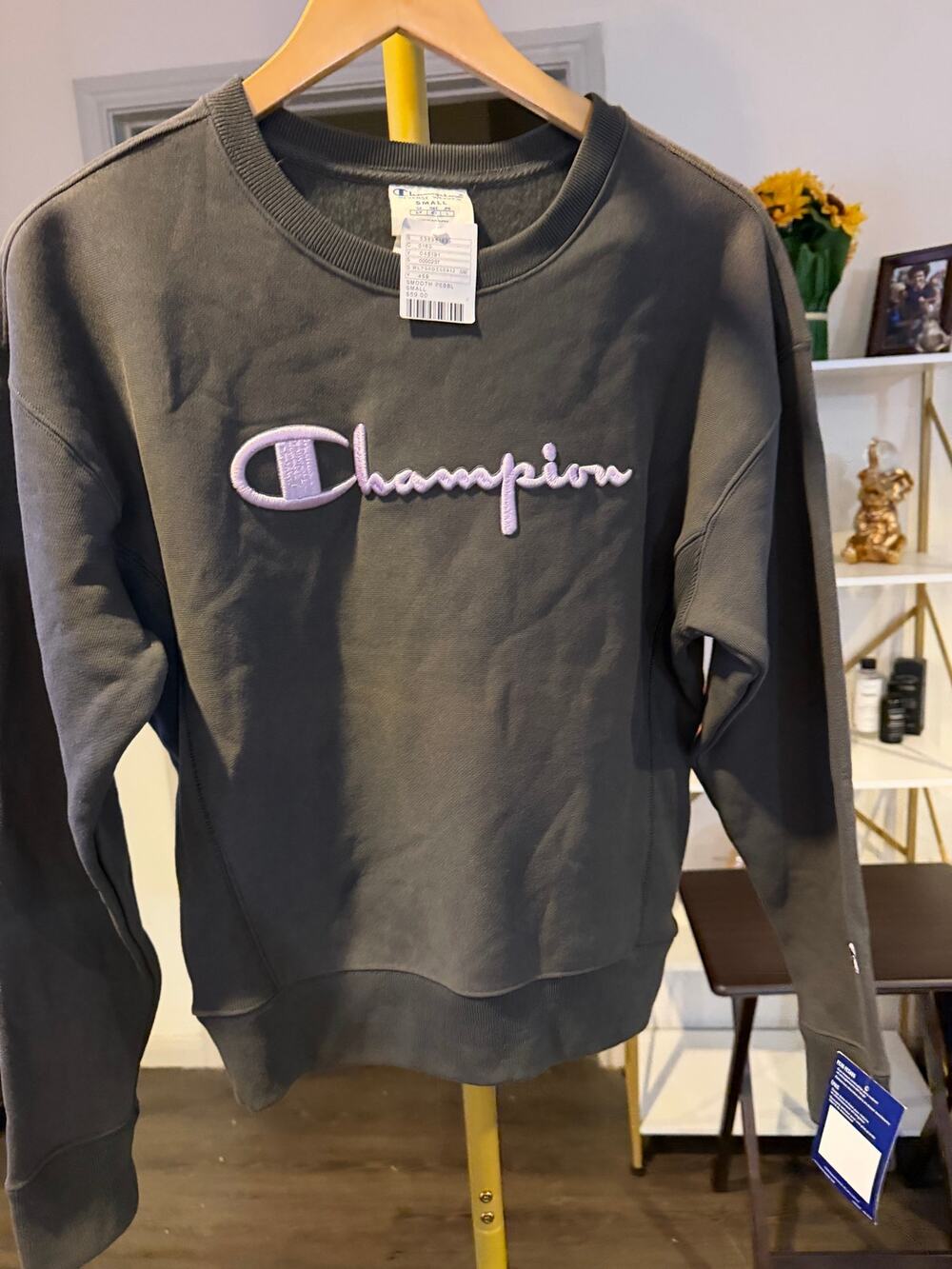 champion small sweater